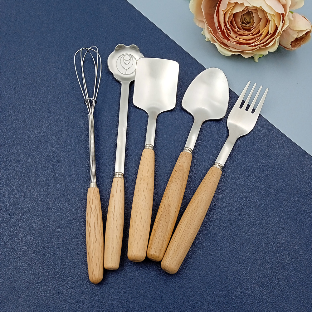 304 Stainless Steel Cutlery Set with Wood Handle