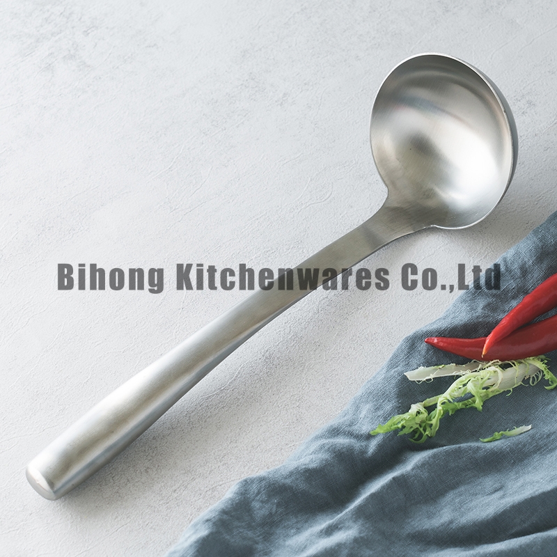 Ladle with hollow handle