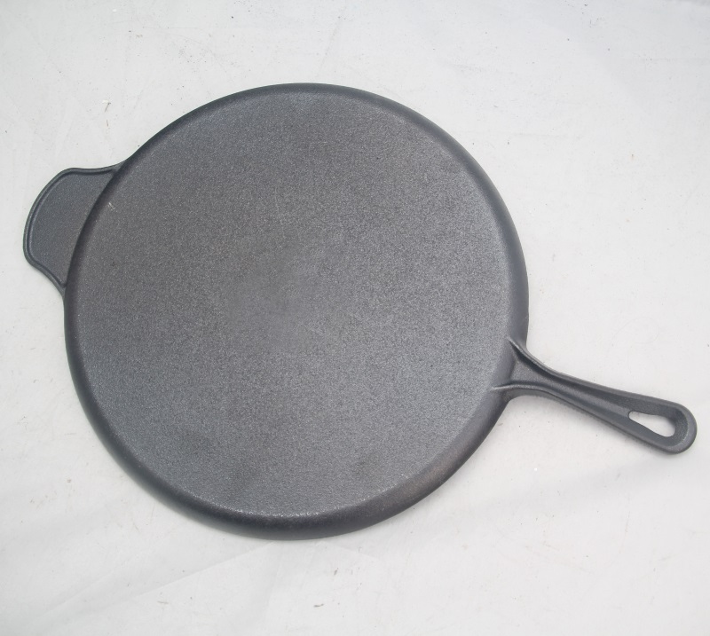 Cast Iron Grill Pan with Double Pour Spouts and Barbecue Ridge
