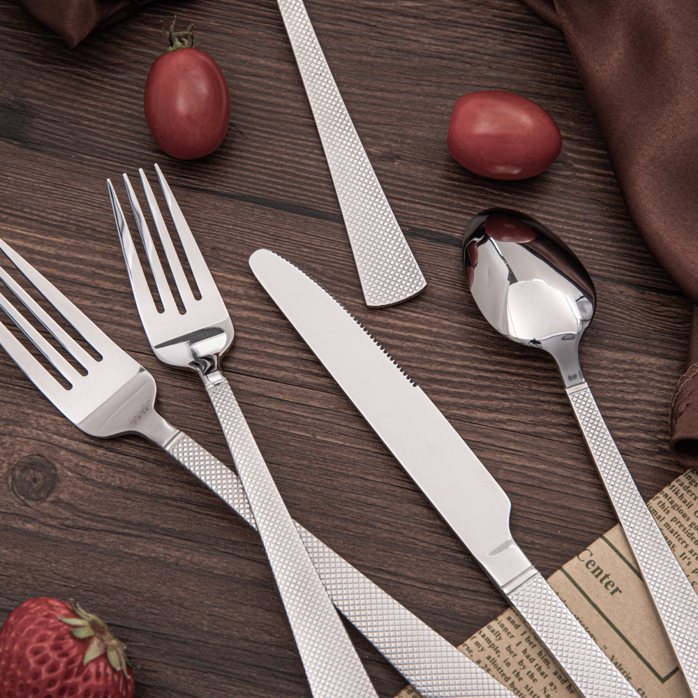 Modern Stainless Steel 20-Piece Flatware Cutlery Set