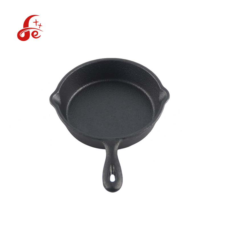 Cast Iron Frying Pan and Cookware
