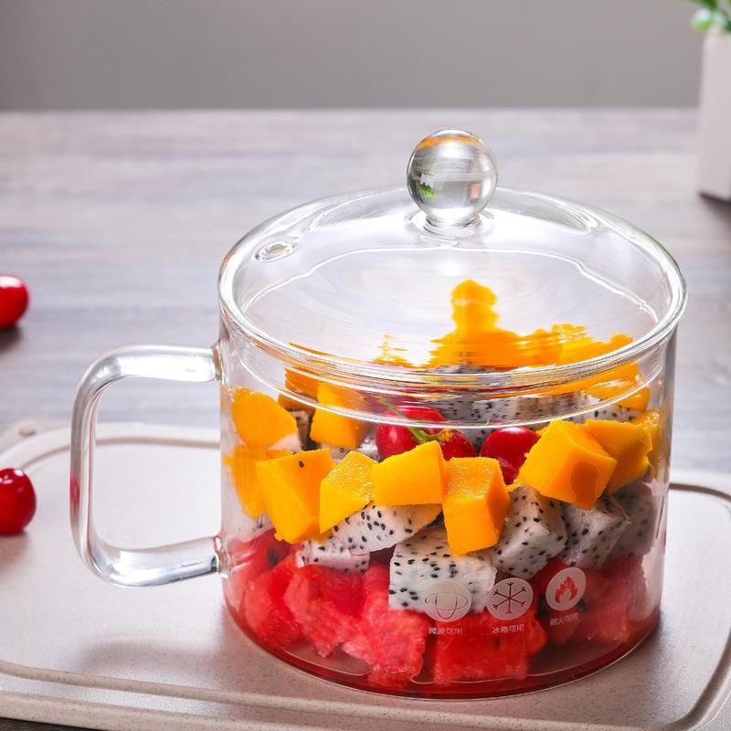 Glass salad canister with handle