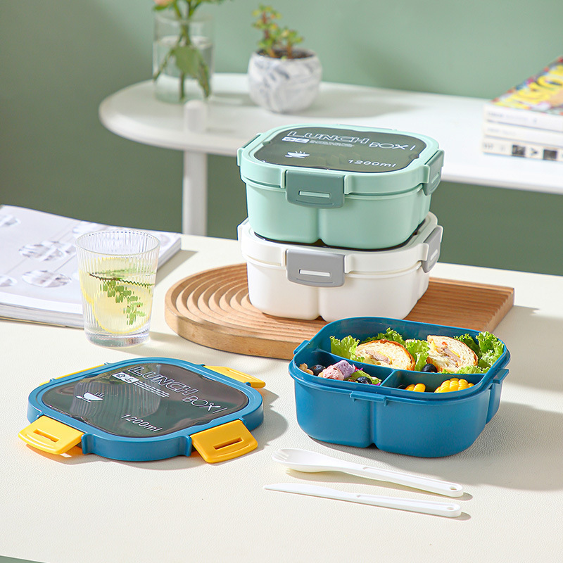 Three compartment sealed lunch box