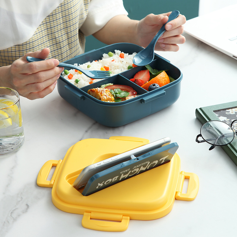 Large capacity plastic lunch box for students