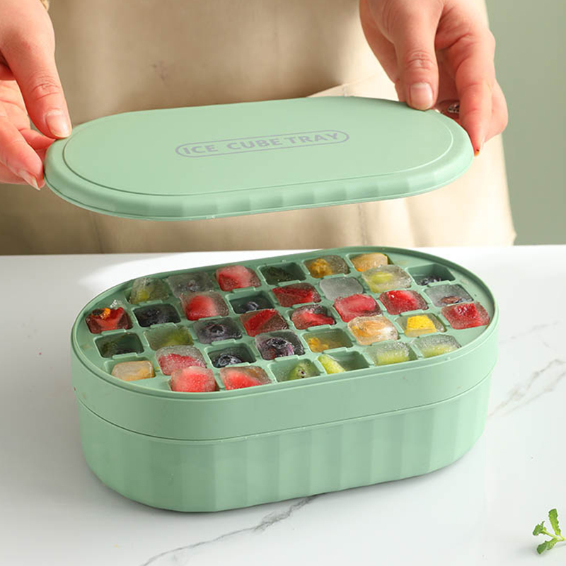 Ice cube box
