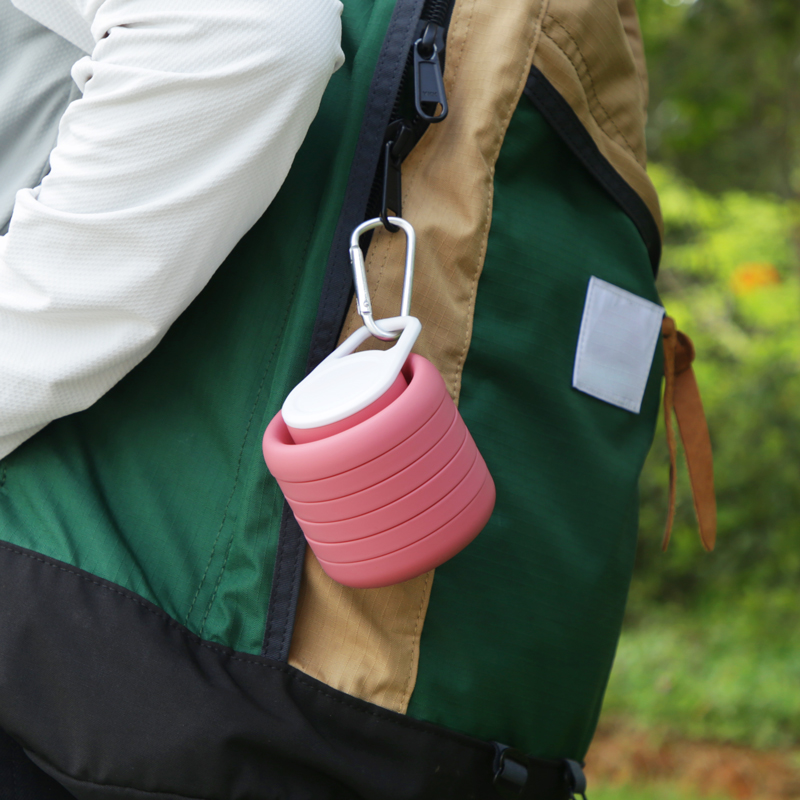 BPA-Free Portable Silicone Collapsible Water Bottle for Travel and Hiking