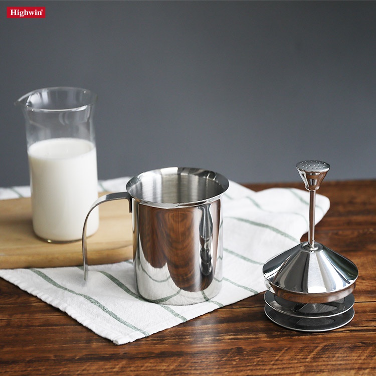Non-Electric Milk Frother 14oz