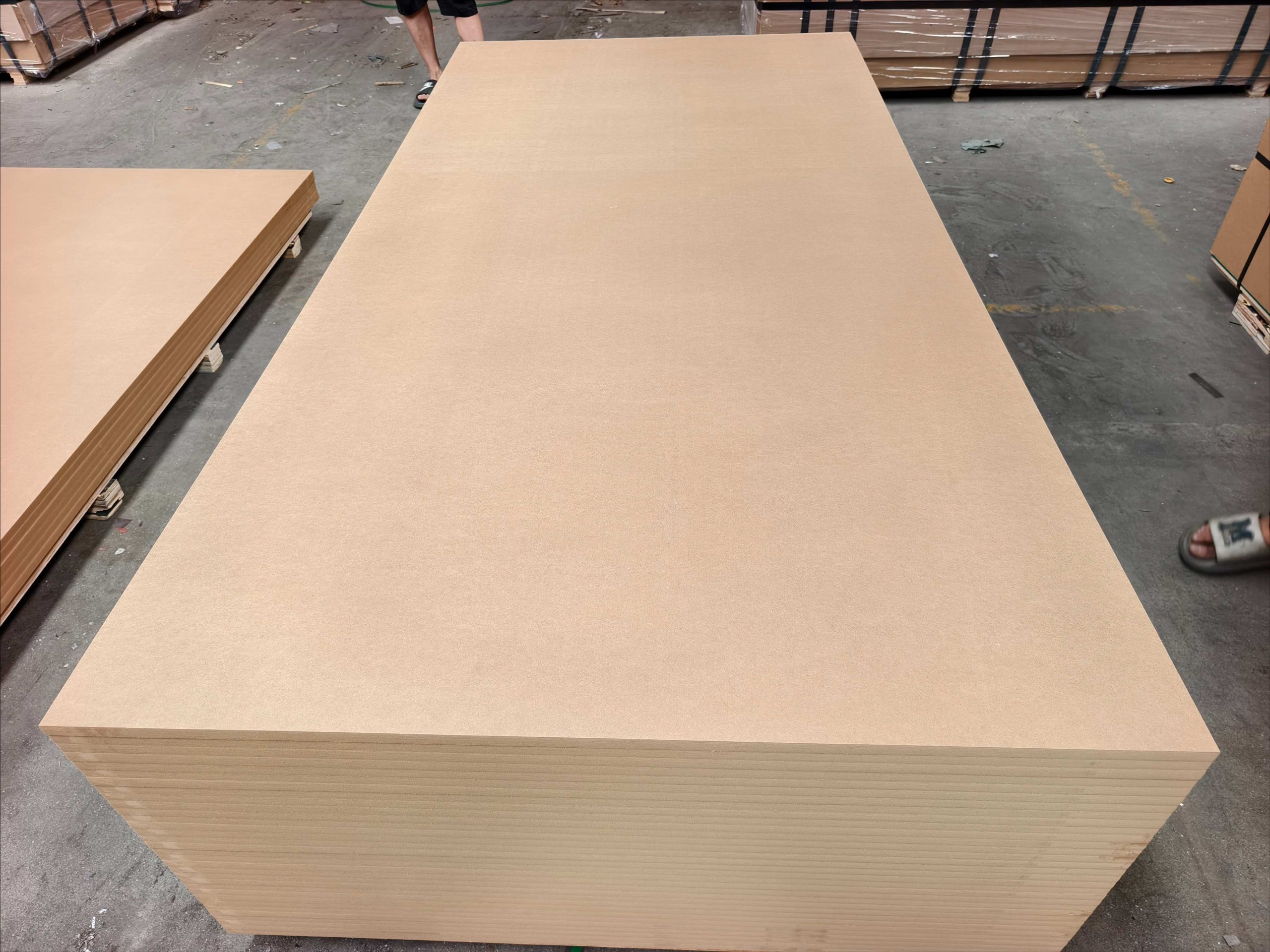 Plain MDF Boards for Furniture Manufacturing