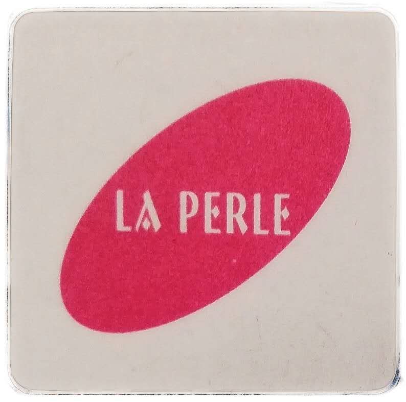 LA PERLE CLOTHING & WEAVING CO.,LTD logo