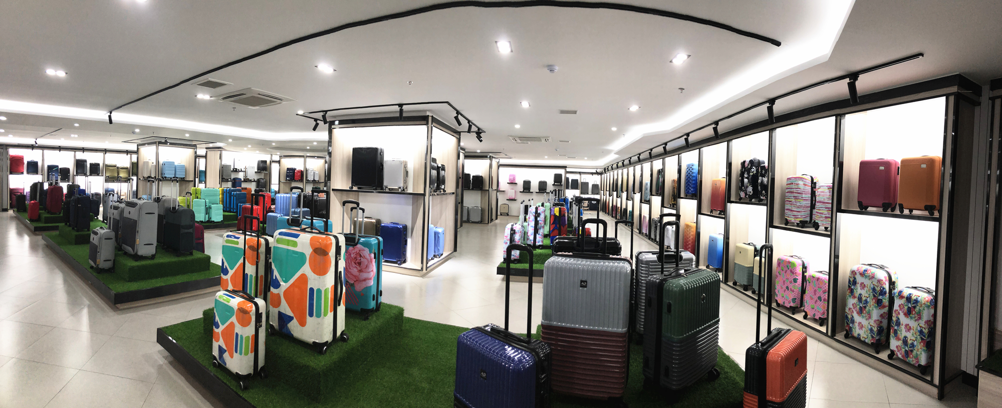 JIAXING MODERN TRAVEL GOODS CO.,LTD logo